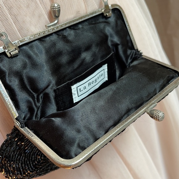 Vintage La Regale caviar beaded luxury purse - Picture 6 of 11